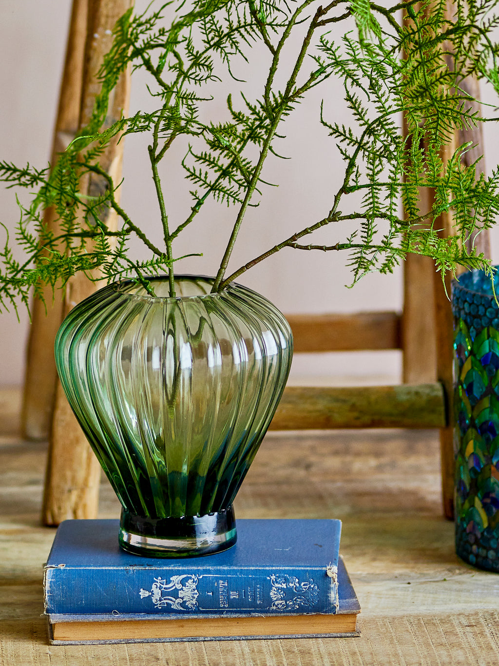 Reeve Vase