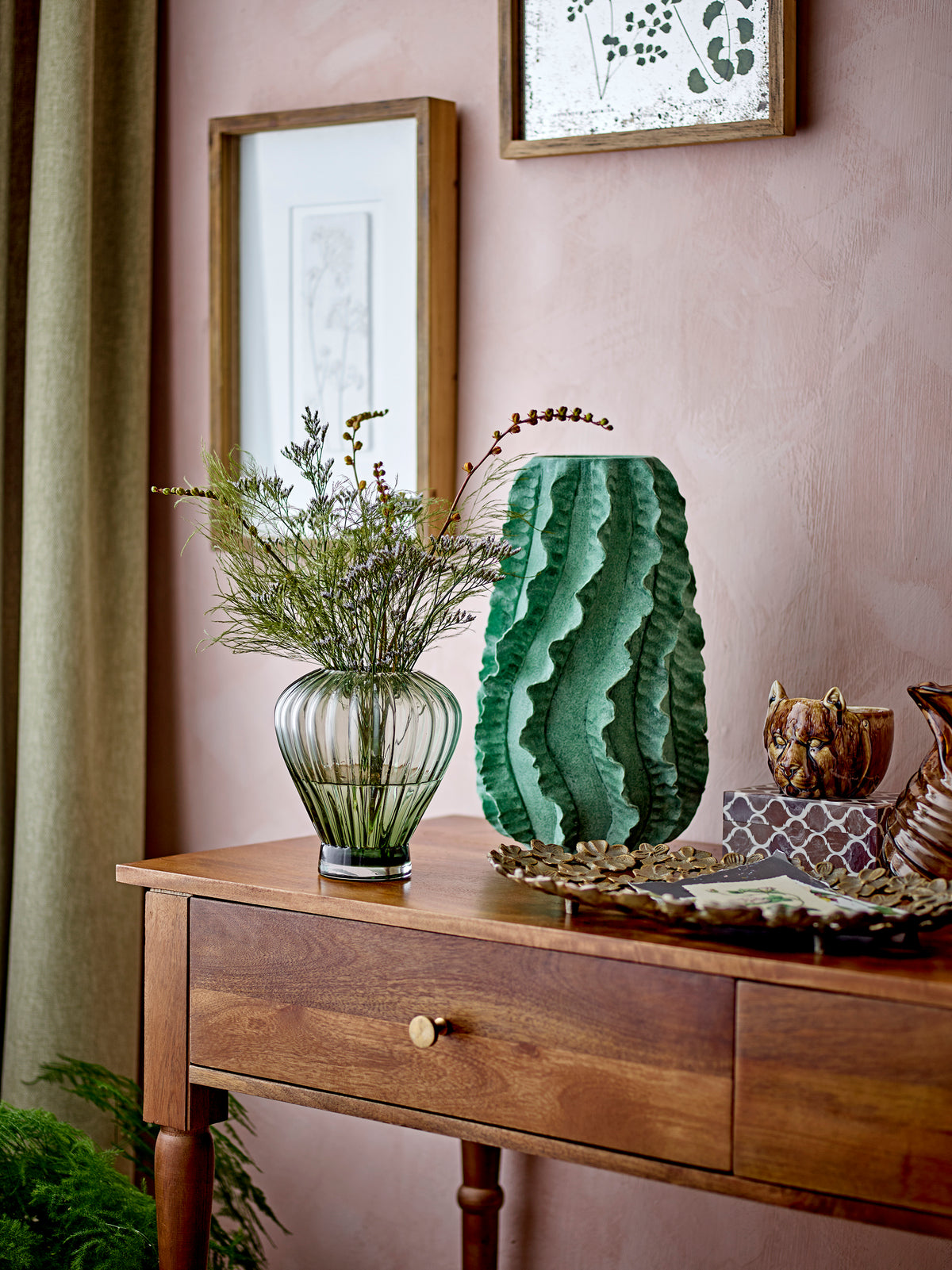 Reeve Vase