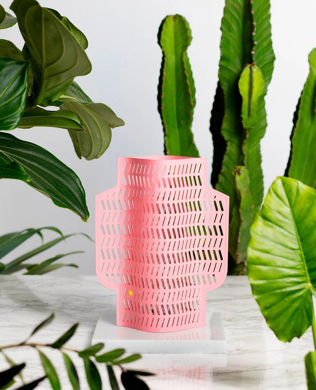 Aurea Paper Vase