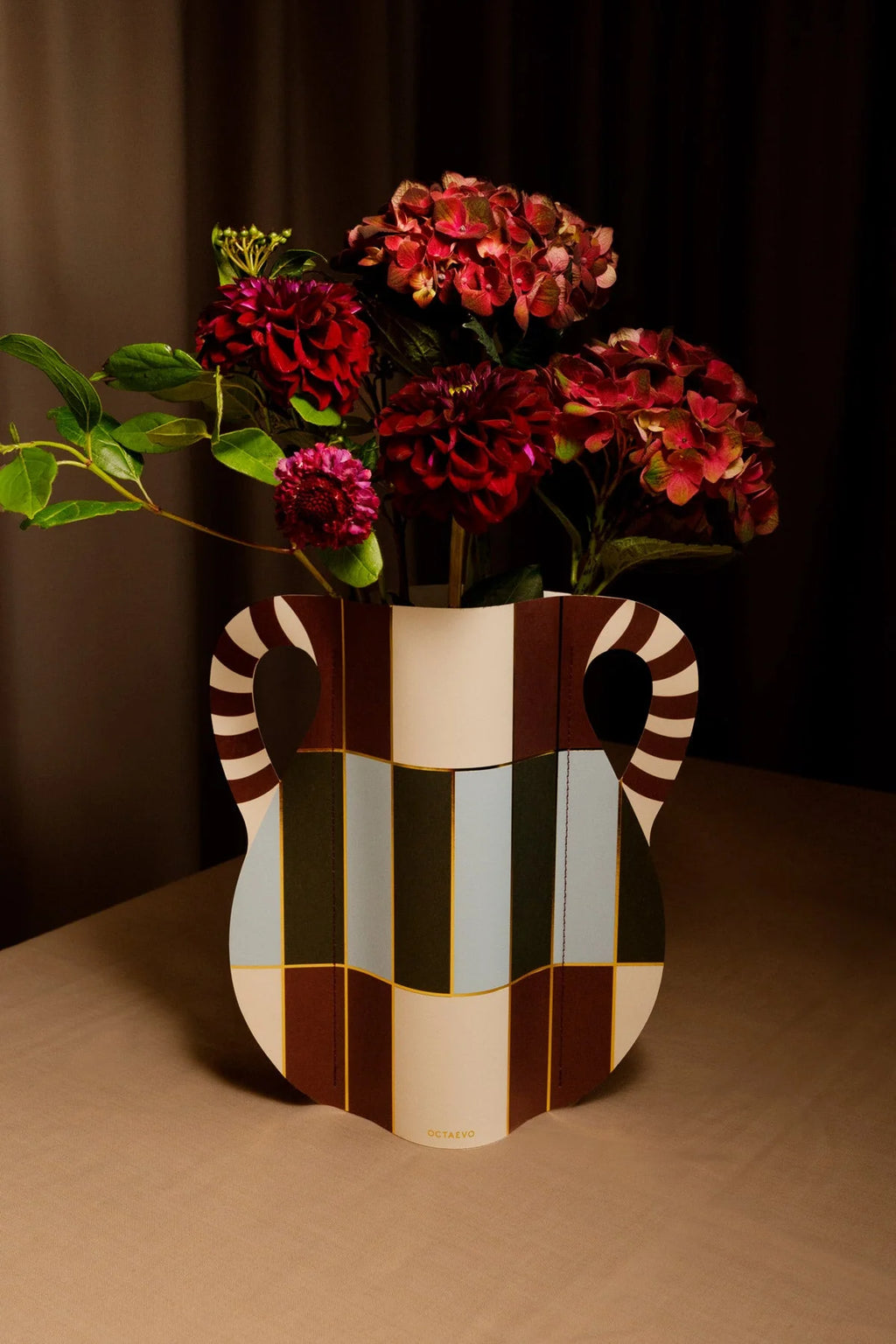 Patio Paper Vase